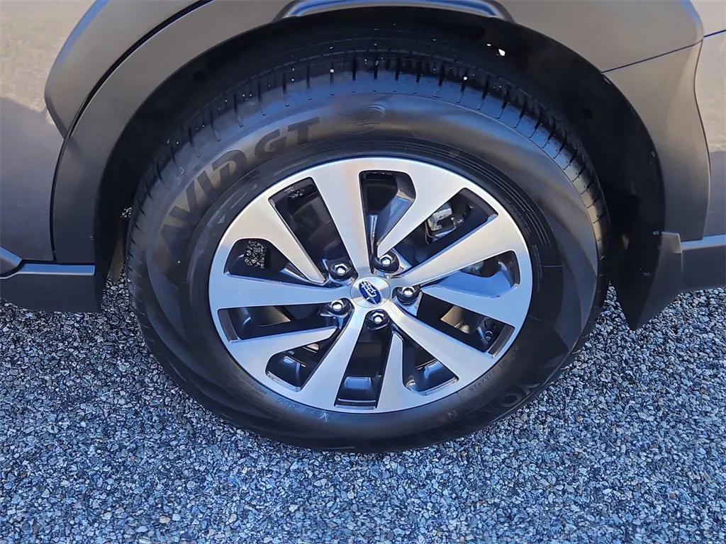 used 2025 Subaru Outback car, priced at $29,987