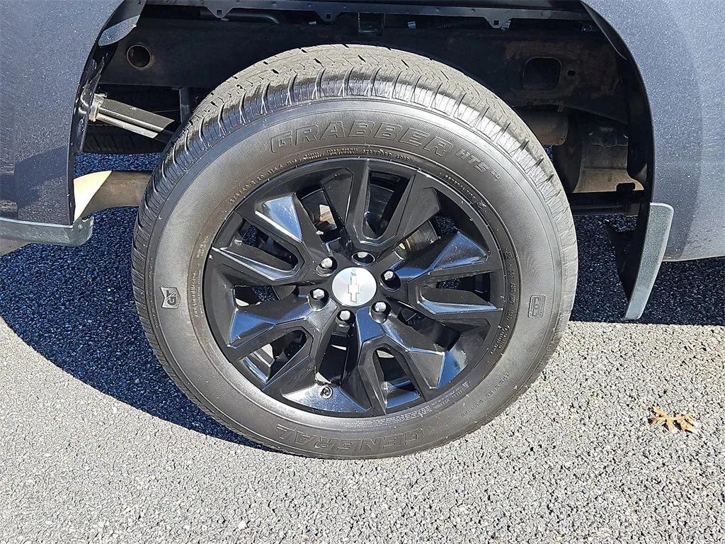 used 2021 Chevrolet Silverado 1500 car, priced at $31,987