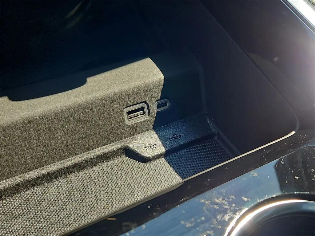 new 2025 Chevrolet Suburban car, priced at $74,280