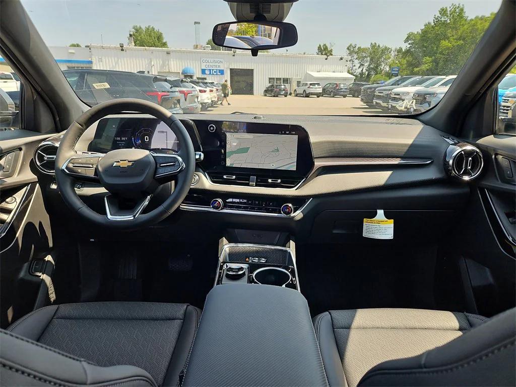 new 2026 Chevrolet Equinox car, priced at $33,365
