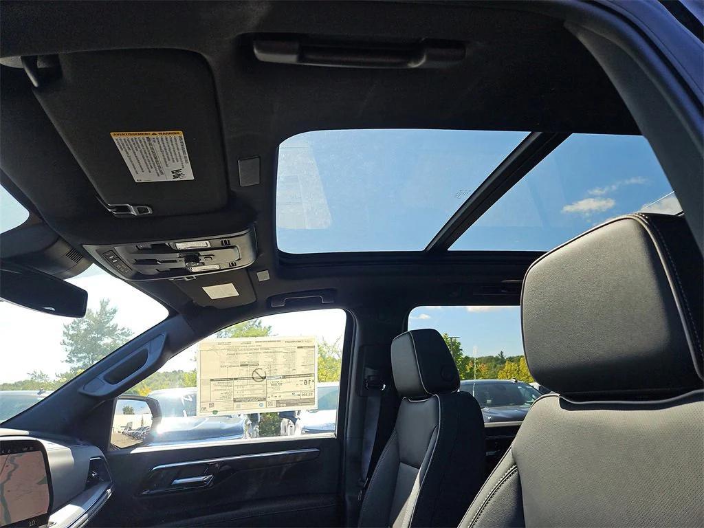 new 2025 Chevrolet Suburban car, priced at $84,785