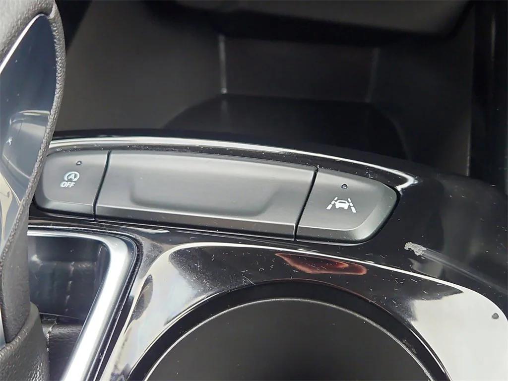 used 2025 Chevrolet Trax car, priced at $22,987