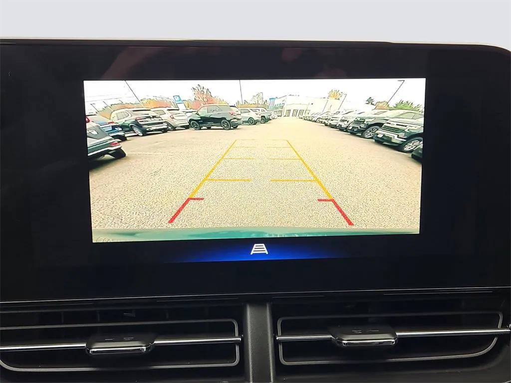 used 2025 Chevrolet Trax car, priced at $22,987