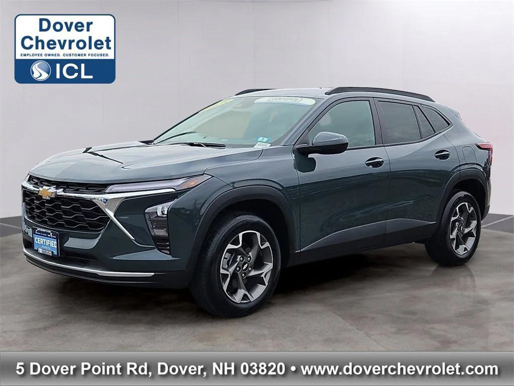 used 2025 Chevrolet Trax car, priced at $22,987