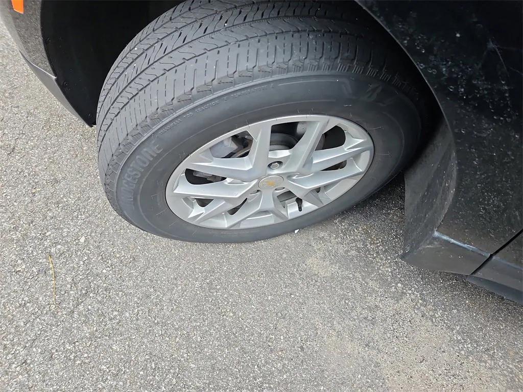 used 2022 Chevrolet Equinox car, priced at $21,987