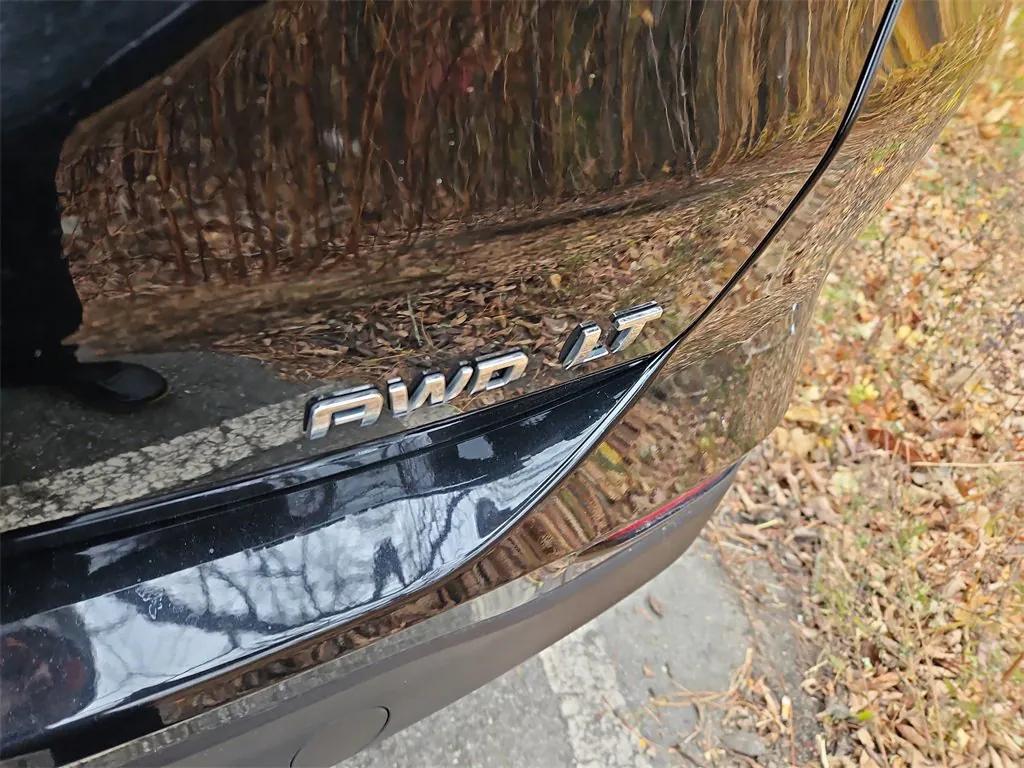 used 2022 Chevrolet Equinox car, priced at $21,987