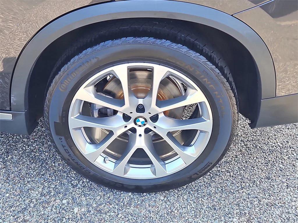 used 2021 BMW X5 car, priced at $37,787