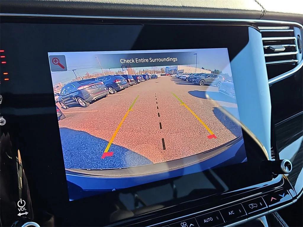 used 2022 Jeep Wagoneer car, priced at $39,887