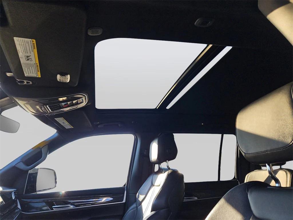 used 2022 Jeep Wagoneer car, priced at $39,887