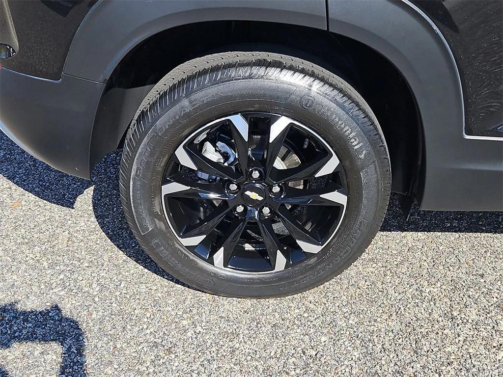used 2023 Chevrolet TrailBlazer car, priced at $23,887
