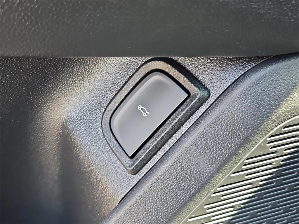 new 2026 Chevrolet Equinox car, priced at $36,835