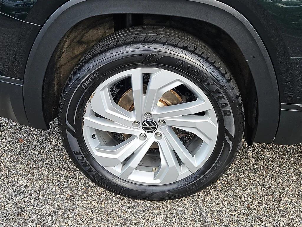 used 2021 Volkswagen Atlas car, priced at $25,887