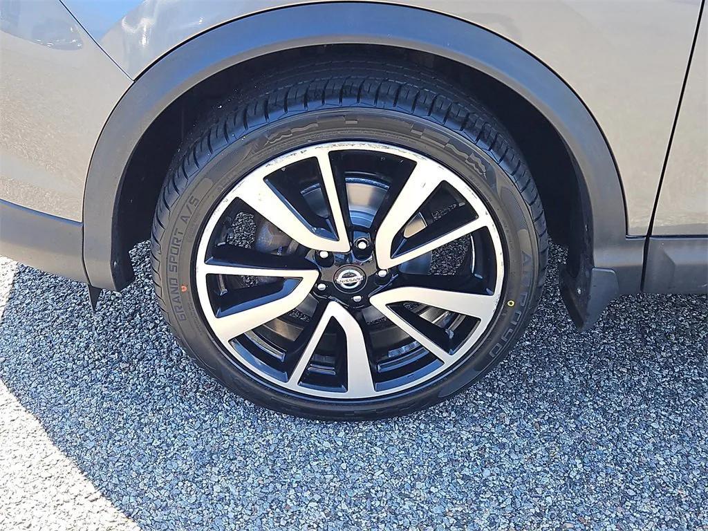 used 2019 Nissan Rogue Sport car, priced at $17,487