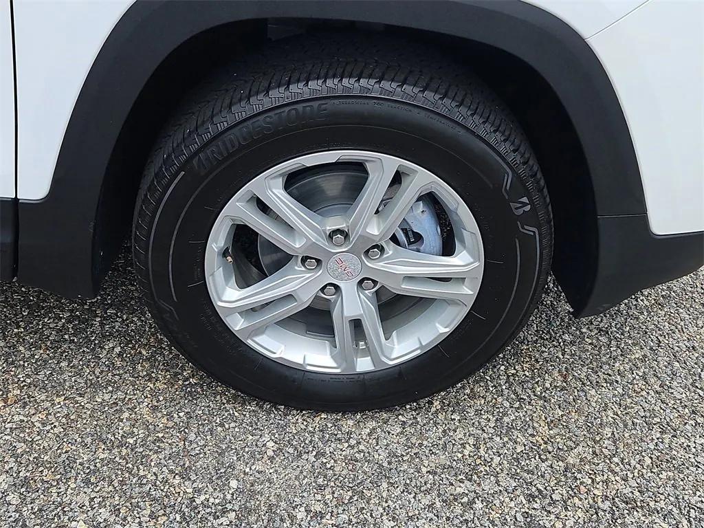 used 2023 GMC Terrain car, priced at $26,787