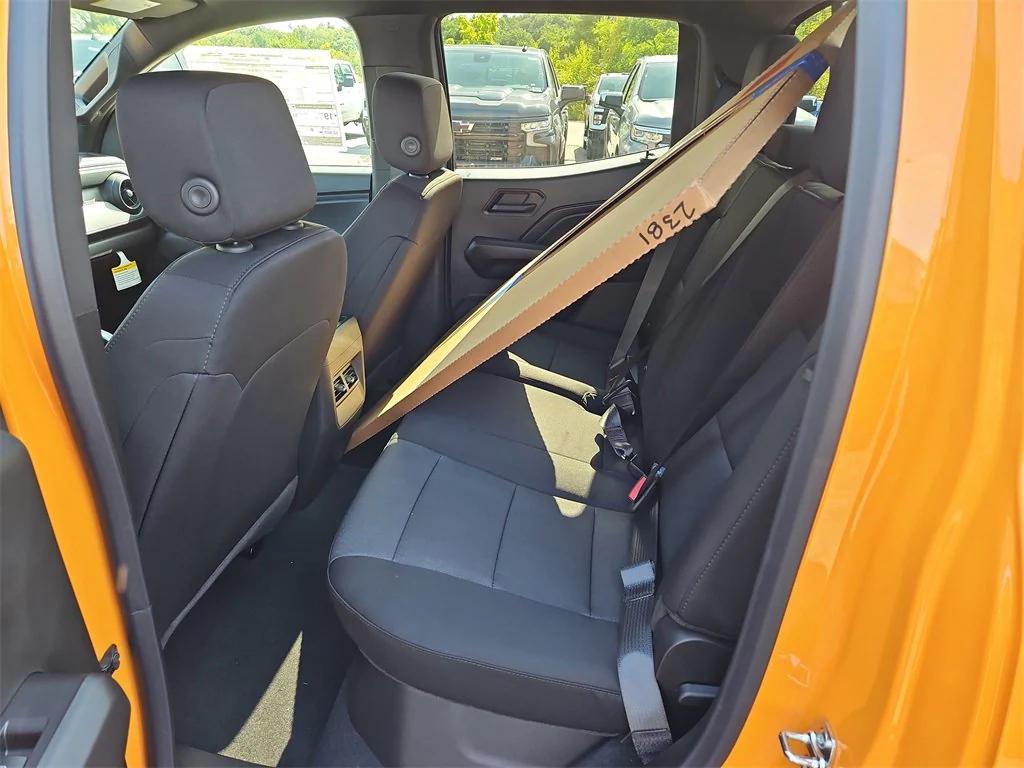 new 2026 Chevrolet Colorado car, priced at $39,370