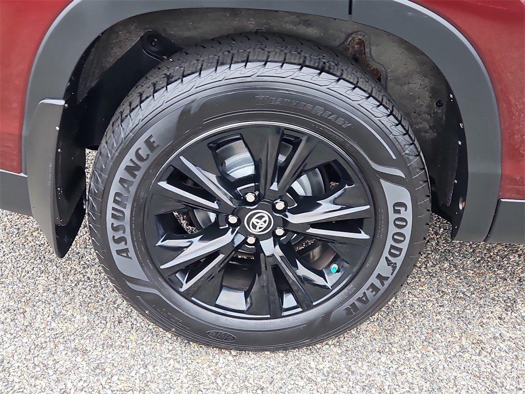 used 2019 Toyota Highlander car, priced at $24,787