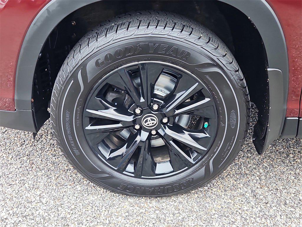 used 2019 Toyota Highlander car, priced at $24,787