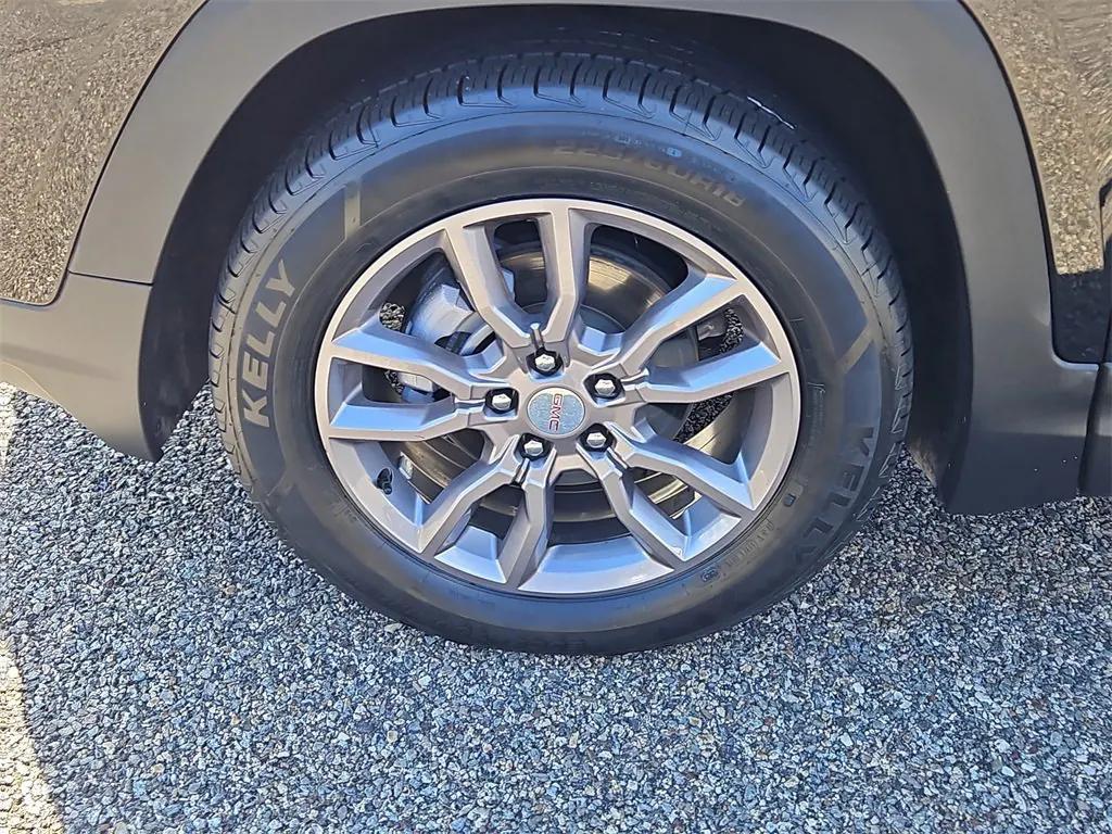 used 2024 GMC Terrain car, priced at $21,987