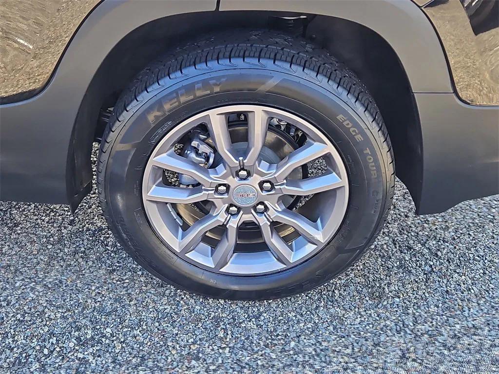used 2024 GMC Terrain car, priced at $21,987