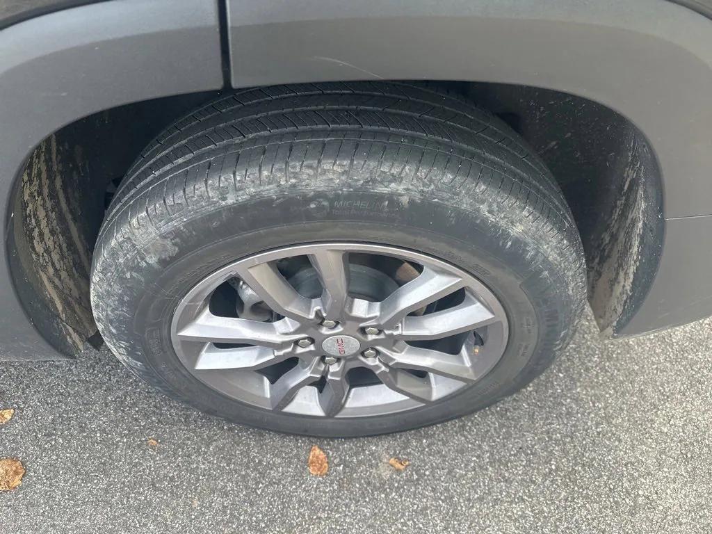 used 2024 GMC Terrain car, priced at $23,987
