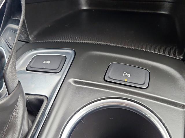 used 2022 Chevrolet Equinox car, priced at $24,987