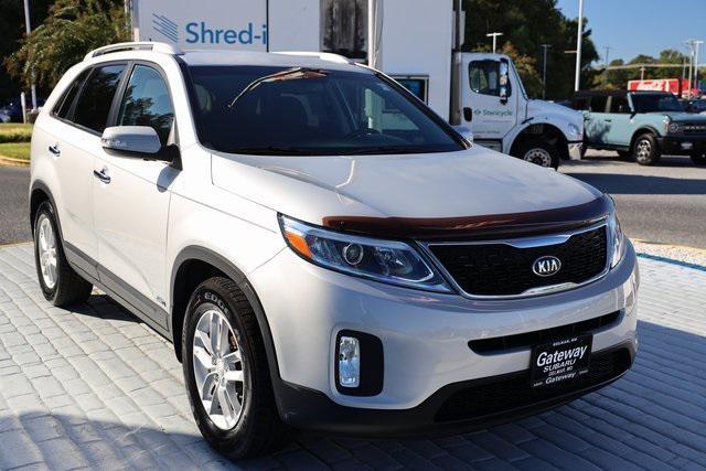used 2014 Kia Sorento car, priced at $9,441