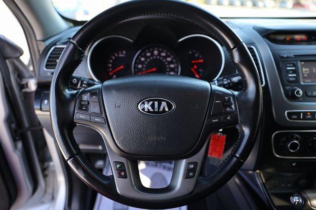 used 2014 Kia Sorento car, priced at $9,441