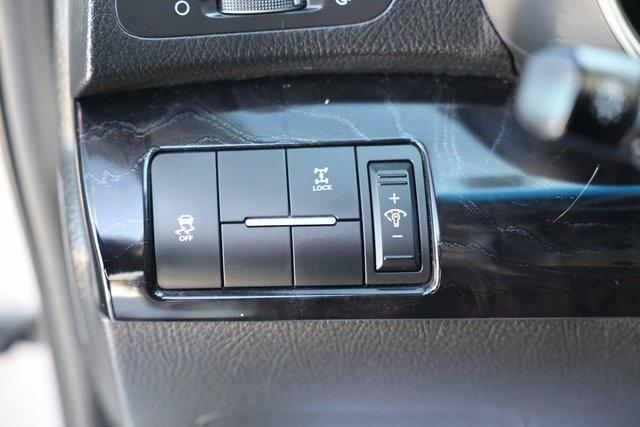 used 2014 Kia Sorento car, priced at $9,441