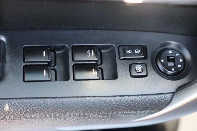 used 2014 Kia Sorento car, priced at $9,441