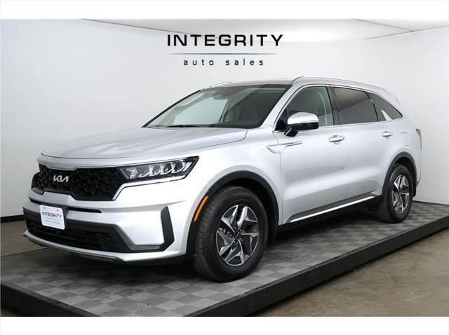 used 2022 Kia Sorento Hybrid car, priced at $21,999