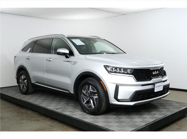 used 2022 Kia Sorento Hybrid car, priced at $21,999