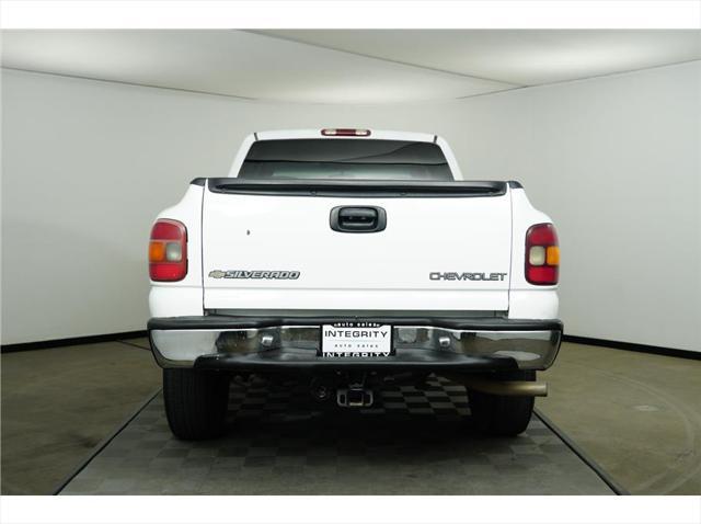 used 2000 Chevrolet Silverado 1500 car, priced at $8,999