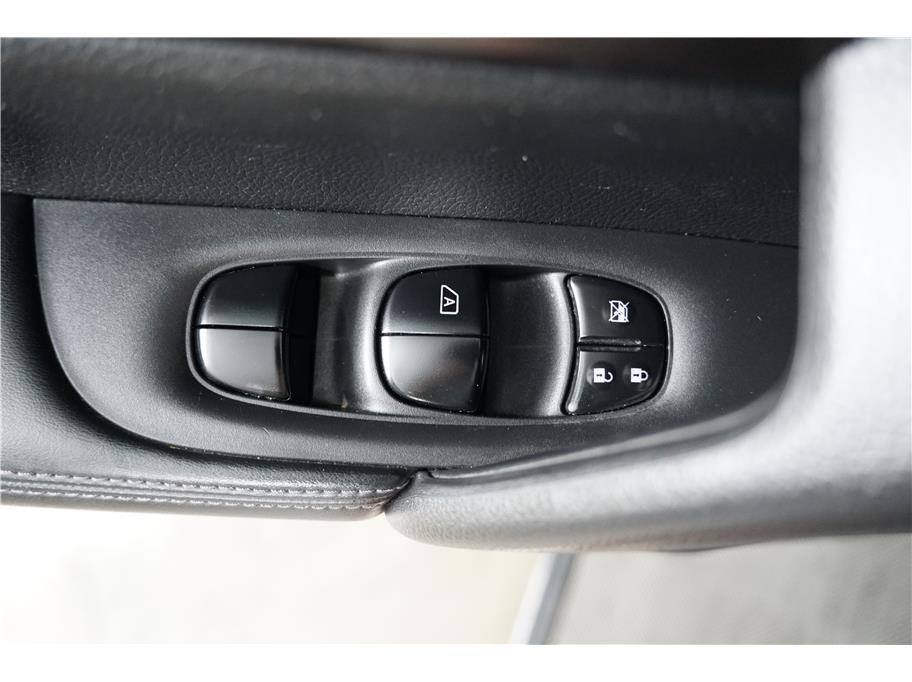 used 2018 Nissan Rogue Sport car, priced at $12,999