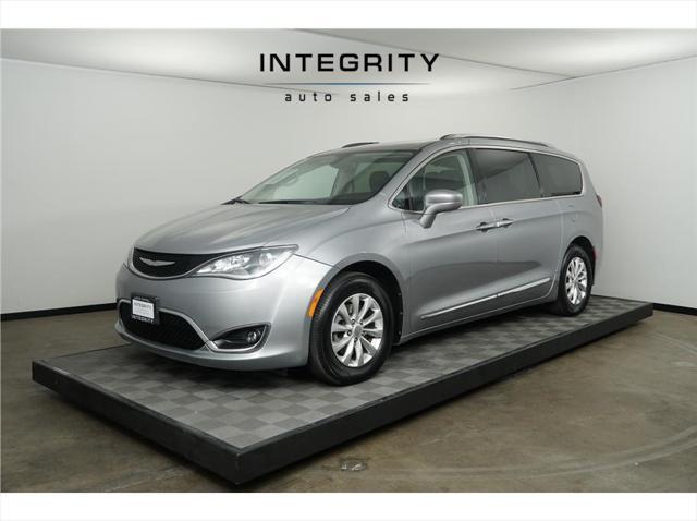 used 2018 Chrysler Pacifica car, priced at $16,999