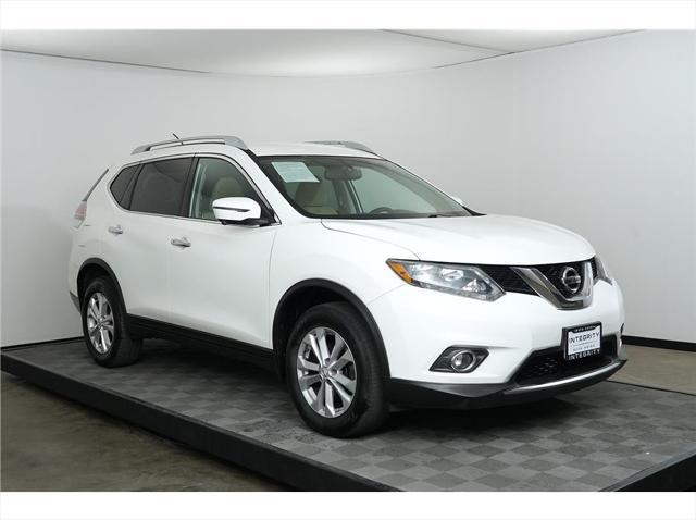 used 2016 Nissan Rogue car, priced at $10,999