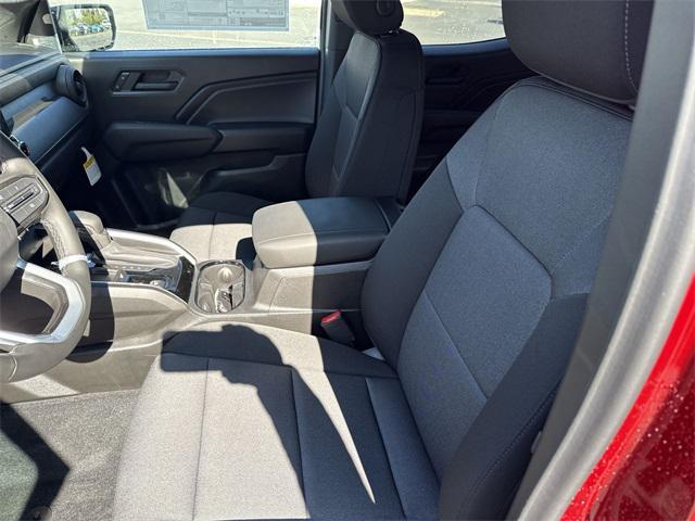 new 2025 Chevrolet Colorado car, priced at $33,076