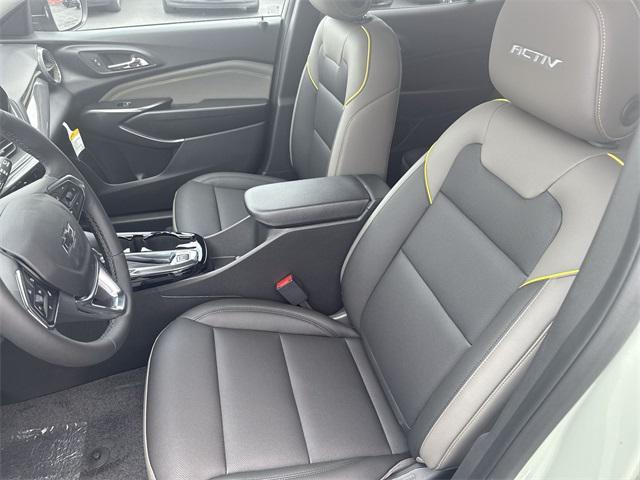 new 2025 Chevrolet Trax car, priced at $25,845