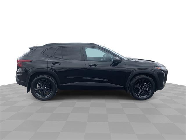 used 2025 Chevrolet Trax car, priced at $24,500