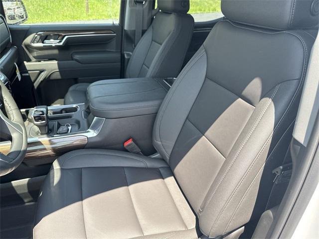 new 2025 Chevrolet Silverado 1500 car, priced at $64,300