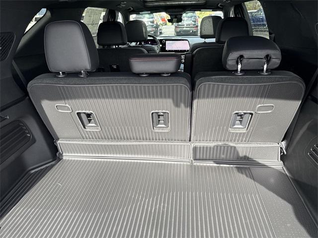 new 2026 Chevrolet Traverse car, priced at $56,446