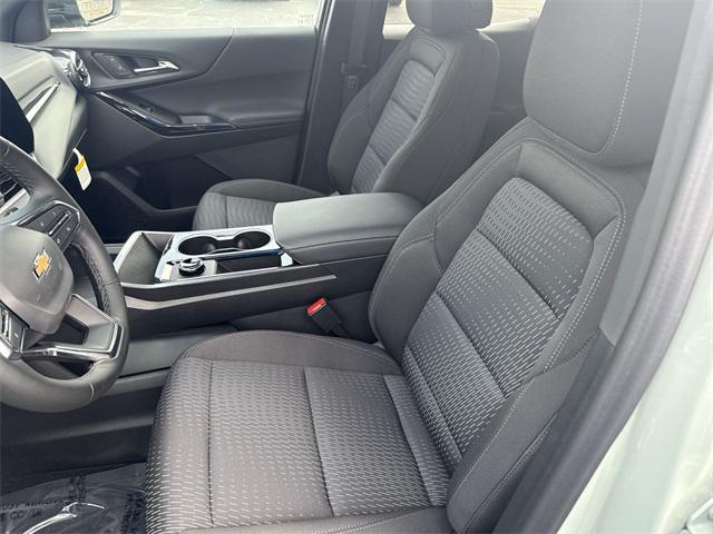new 2026 Chevrolet Equinox car, priced at $27,889
