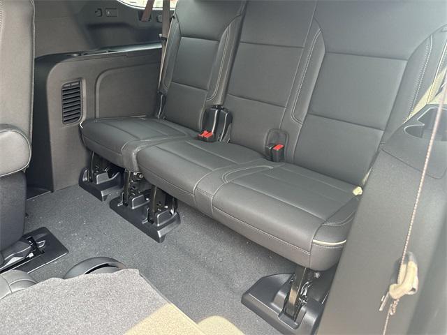 new 2025 Chevrolet Suburban car, priced at $74,785