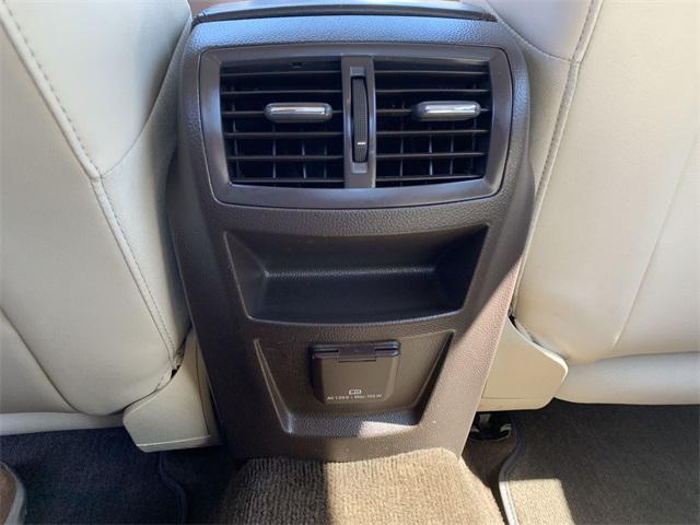 used 2013 Buick Regal car, priced at $8,000