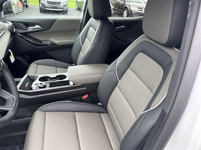 new 2026 Chevrolet Equinox car, priced at $29,679