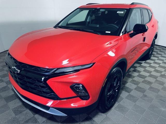 new 2025 Chevrolet Blazer car, priced at $36,658