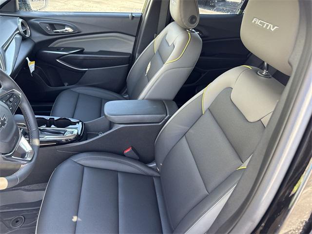 new 2025 Chevrolet Trax car, priced at $25,408