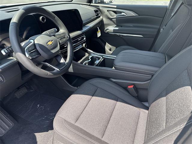 new 2025 Chevrolet Traverse car, priced at $39,070