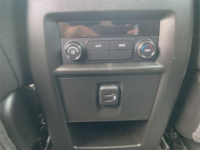 used 2023 Chevrolet Traverse car, priced at $31,500