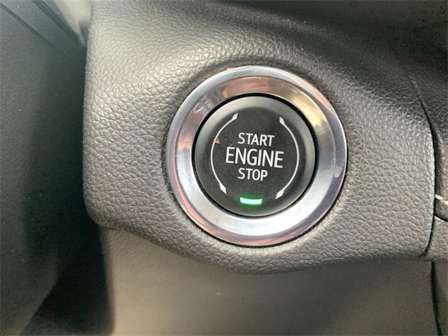 used 2022 Buick Envision car, priced at $27,000
