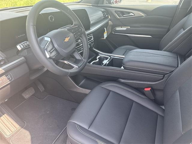 new 2025 Chevrolet Traverse car, priced at $42,470